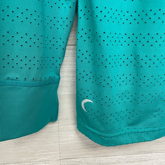 | ZYIA | long sleeve shirt. Size L. - Picture 4 of 5